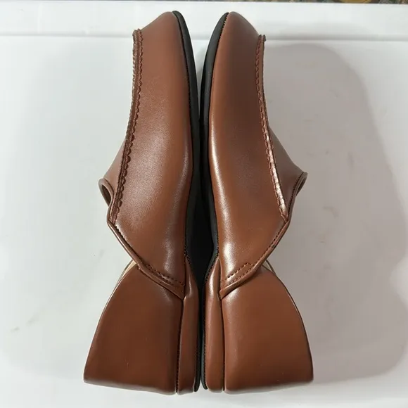 L.B. Evans Chicopee Leather Men’s Slippers in cognac size 11