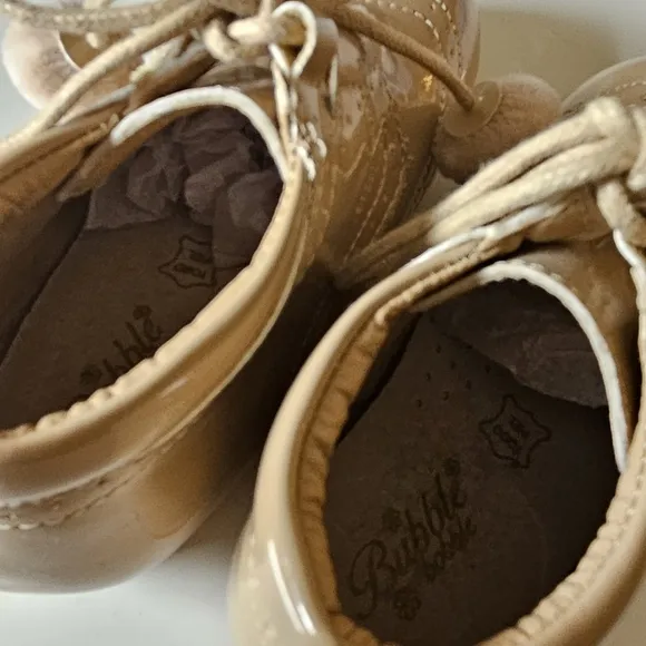 Leather patent shoes size 9