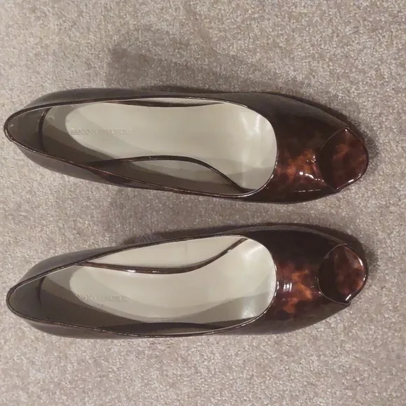 Leopard, tortoise brown patent shoes, banana Republic peep toe heel shoes, 10