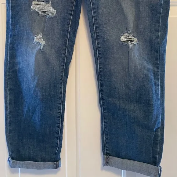 LEVI’S Boyfriend Mid-Rise Jeans NWT Sz 8/ 29