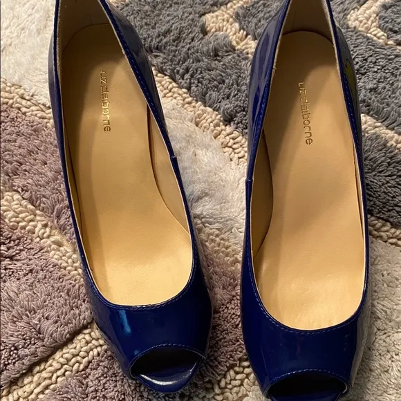 Liz Claiborne NWT Heels