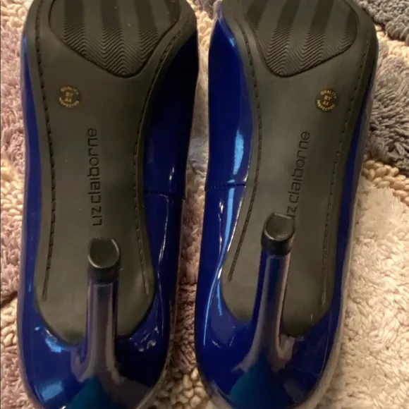 Liz Claiborne NWT Heels