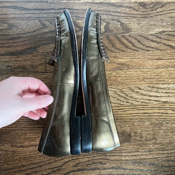 LL Bean Brown Penny Loafer Shoes Patent Leather Slip On Moc Toe Size 6.5 Medium