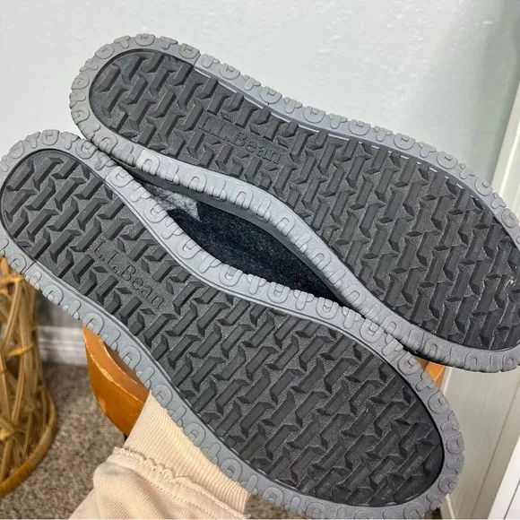 LL Bean Ultralight Primaloft Outdoor Slippers Mens Size 12 Black Wool Insulated