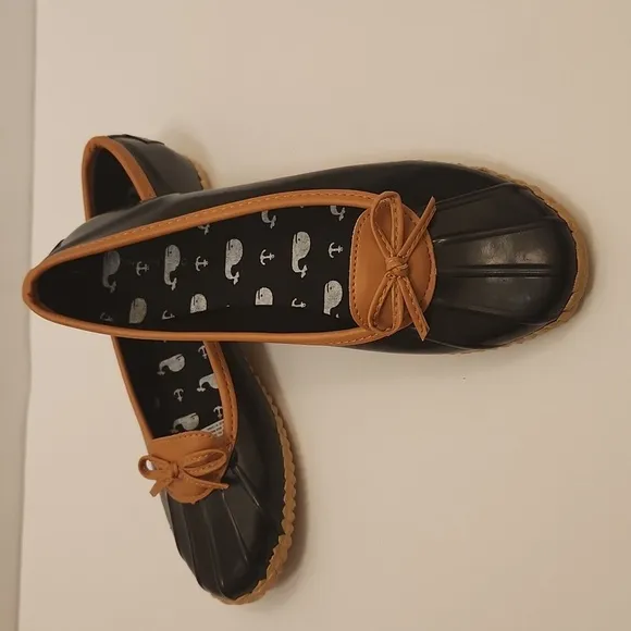 London Fog Collection Women's Black/Tan Webster Waterproof Duck Shoes Size 8