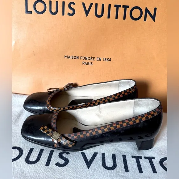 Louis Vuitton Vintage Women's Brown Leather Checkered Heel Shoes