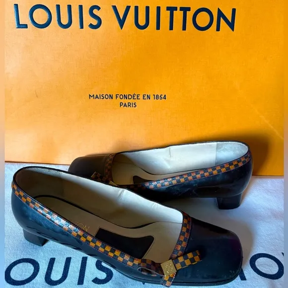 Louis Vuitton Vintage Women's Brown Leather Checkered Heel Shoes