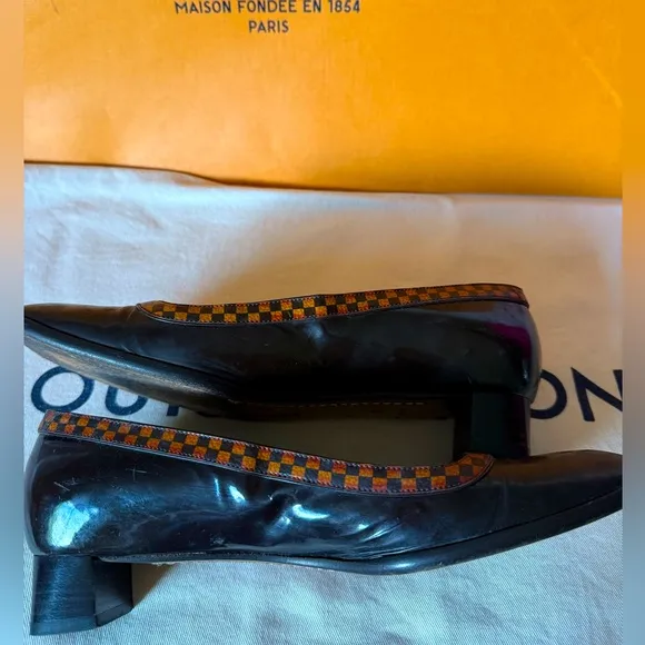 Louis Vuitton Vintage Women's Brown Leather Checkered Heel Shoes