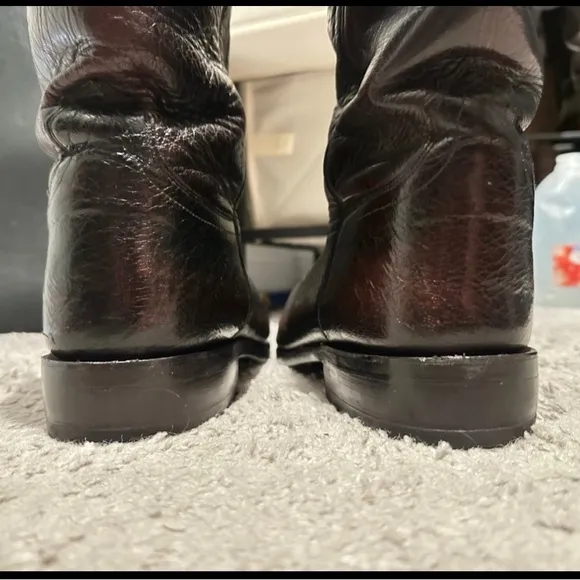 Lucchese Black Cherry Smooth Ostrich Leather size13
