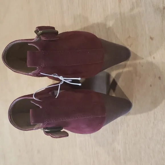 Lucky Brand Oona Heel nwot