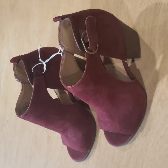 Lucky Brand Oona Heel nwot