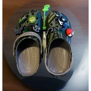 Luke Combs X Crocs Bootlegger Men's Size 4 Women's size 6‎ NEW