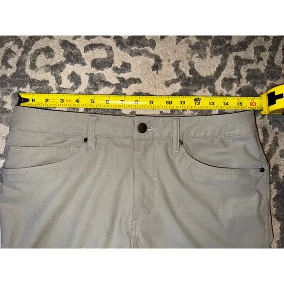 Lululemon ABC Slim Fit 5 Pocket Pant  Warpstreme Stretchy Khaki men's 30