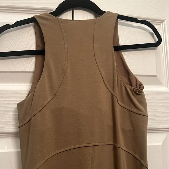 Lululemon slim-fit above knee dress. 4