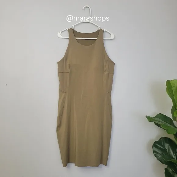 Lululemon Slim-Fit Above-Knee Dress