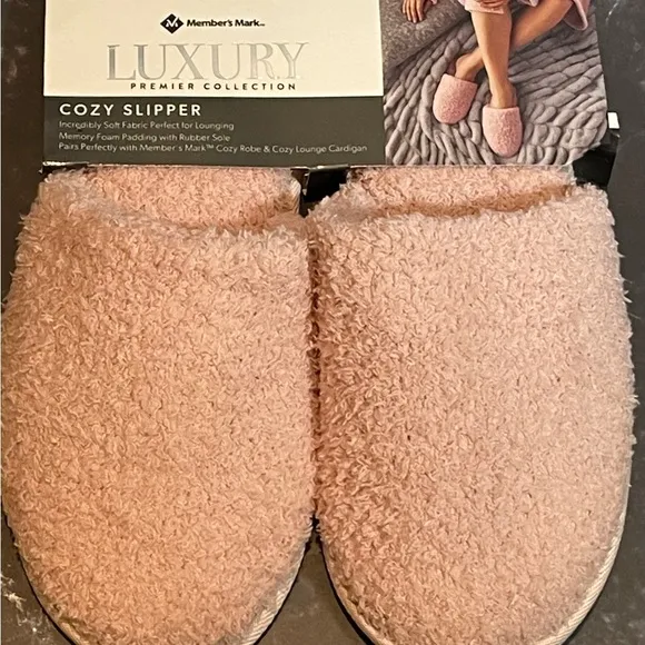 Luxury Cozy Wrap Robe   Slippers