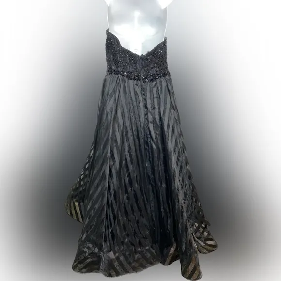 Mac Duggal Strapless Beaded Corset Prom Ball Gown Dress size 8