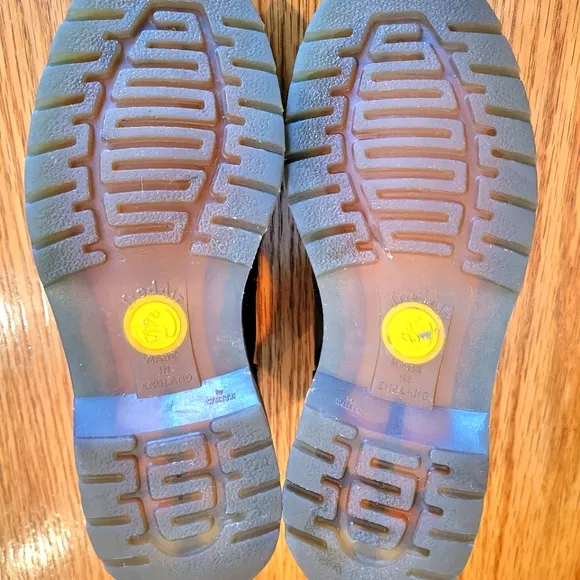Made In England Tred Air shoes