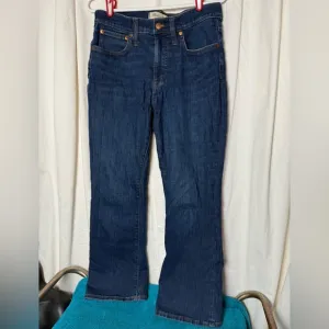 Madewell Mid Rise Kick Out Jeans Straight Leg Womens Sz 27 Dark Wash