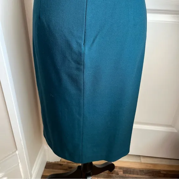 Magaschoni NY Wool Blend Embellished Cap Sleeve Sheath Dress Green Sz 4