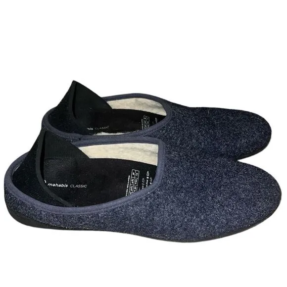 ✨Mahabis Classic Navy Sz 8.5-9 M Slippers✨