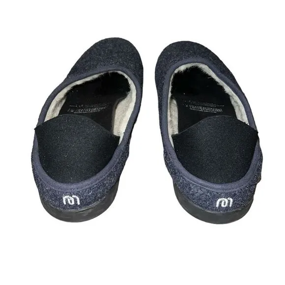 ✨Mahabis Classic Navy Sz 8.5-9 M Slippers✨