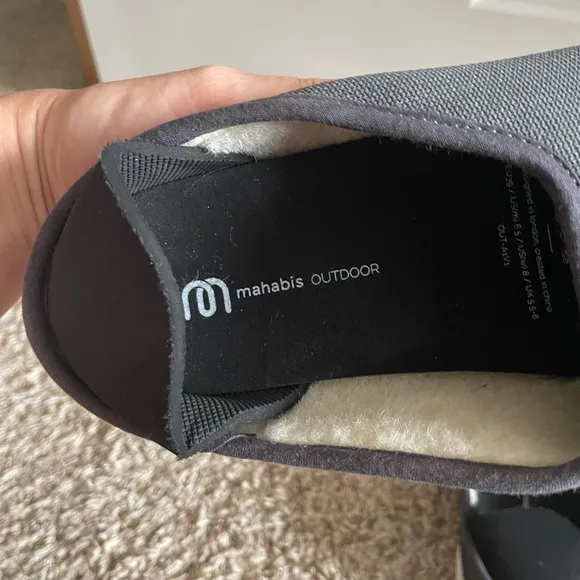 Mahabis Classic Outdoor Slipper/Shoes Size Women’s 8 Charcoal Grey