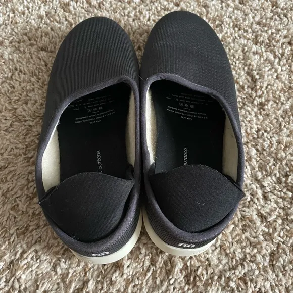 Mahabis Classic Outdoor Slipper/Shoes Size Women’s 8 Charcoal Grey