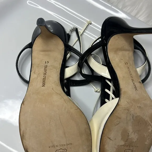 Manolo Blahnik Black and White Women's Heels