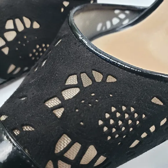 Manolo Blahnik Black Suede Tooled Mesh Patent Leather Heels Euro 39 US 8.5