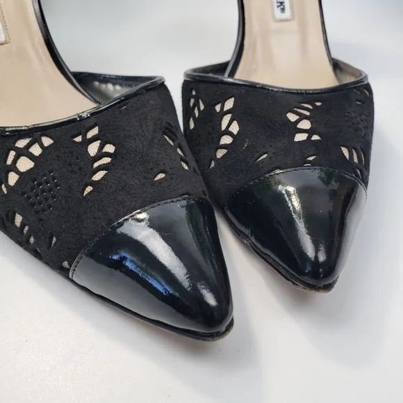 Manolo Blahnik Black Suede Tooled Mesh Patent Leather Heels Euro 39 US 8.5