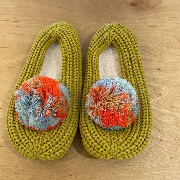 MARBLE POM KNIT SLIPPERS Soft Botton Stretch Size Medium Large New