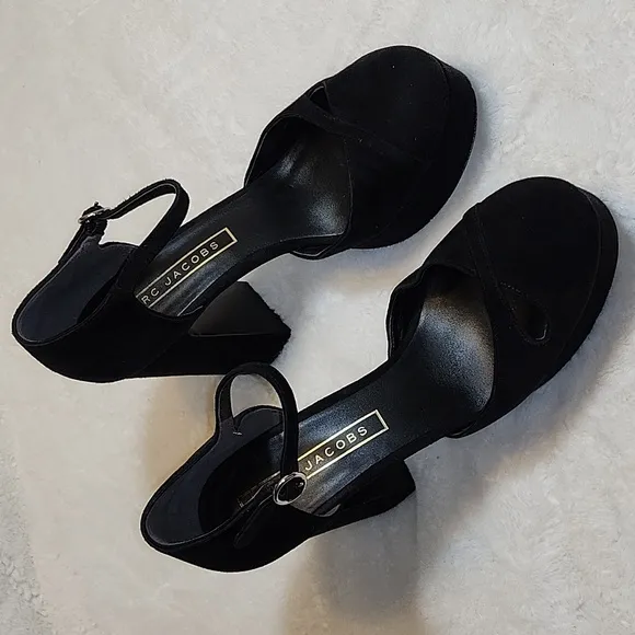 Marc Jacobs  Chunky  Platform Heels  Black Suede Size 8.5