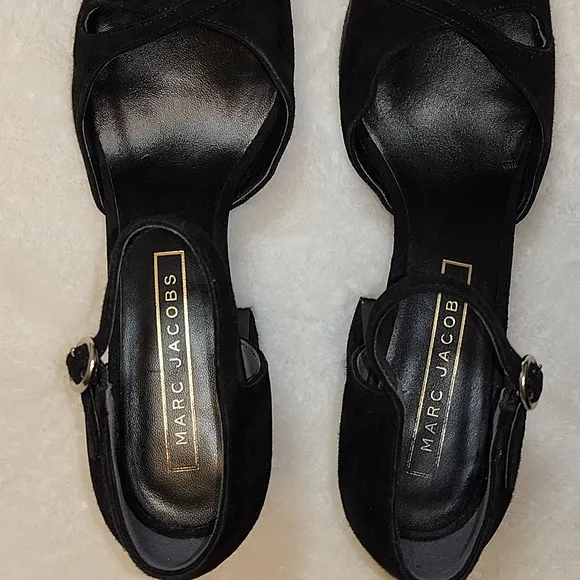 Marc Jacobs  Chunky  Platform Heels  Black Suede Size 8.5