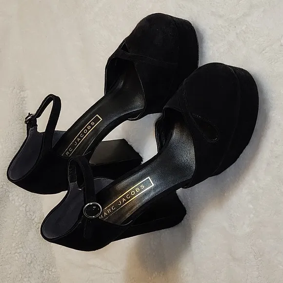 Marc Jacobs  Chunky  Platform Heels  Black Suede Size 8.5