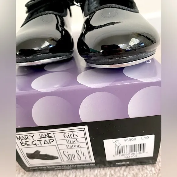 Mary Jane Beginner Patent Leather Tap Shoes for Toddlers - Size 8.5 Toddler