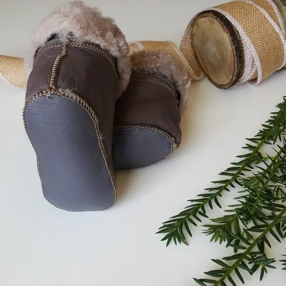 Melita Kid's Leather Sheepskin Slippers / Booties