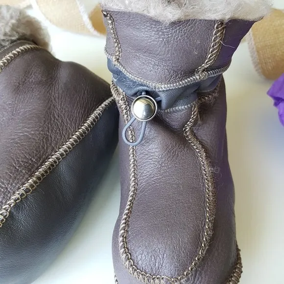 Melita Kid's Leather Sheepskin Slippers / Booties