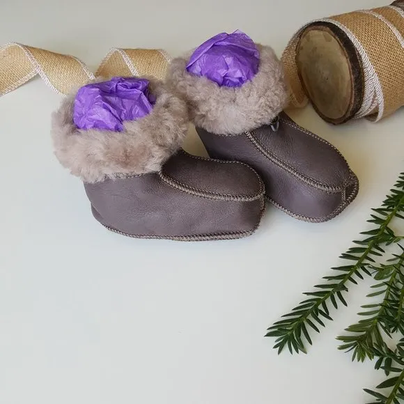 Melita Kid's Leather Sheepskin Slippers / Booties