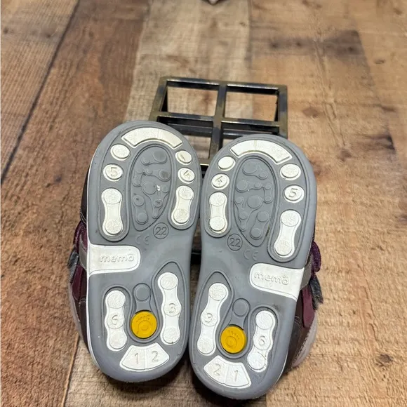 Memo Gabi Orthopedic Shoe for Kids Brace-Like Ankle Support