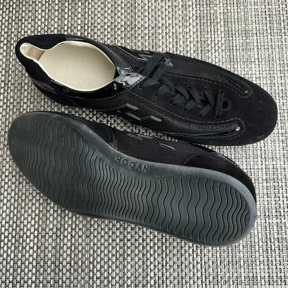 Men’s “Hogan” Black Lace-Up Shoes