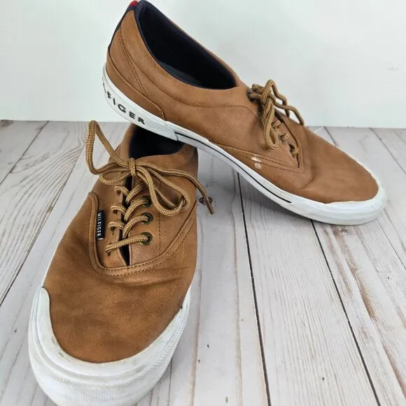 Men's Tommy Hilfiger Sneakers in Camel Brown Size 9