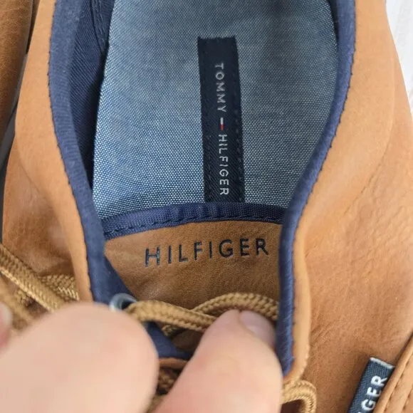 Men's Tommy Hilfiger Sneakers in Camel Brown Size 9
