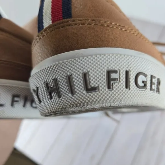 Men's Tommy Hilfiger Sneakers in Camel Brown Size 9