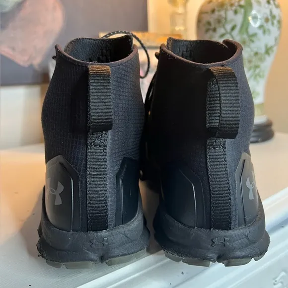 Men's Under Armour MG STRIKEFAST Black Mid Boots