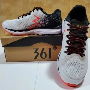 Meraki 361 Degrees number 3 Sneakers in White Hazard New in Box