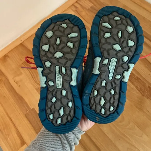 Merrell Blue Kids Capra Mid Waterproof Boots Size 10 1/2