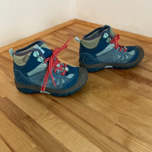 Merrell Blue Kids Capra Mid Waterproof Boots Size 10 1/2
