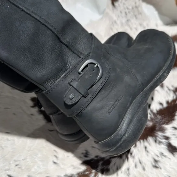 Merrell Captiva- Buckle Top- Waterproof Tall Leather Boot Size 11 A15