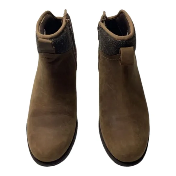 Merrell Chateau Mid Pull Waterproof Boots Size 8.5